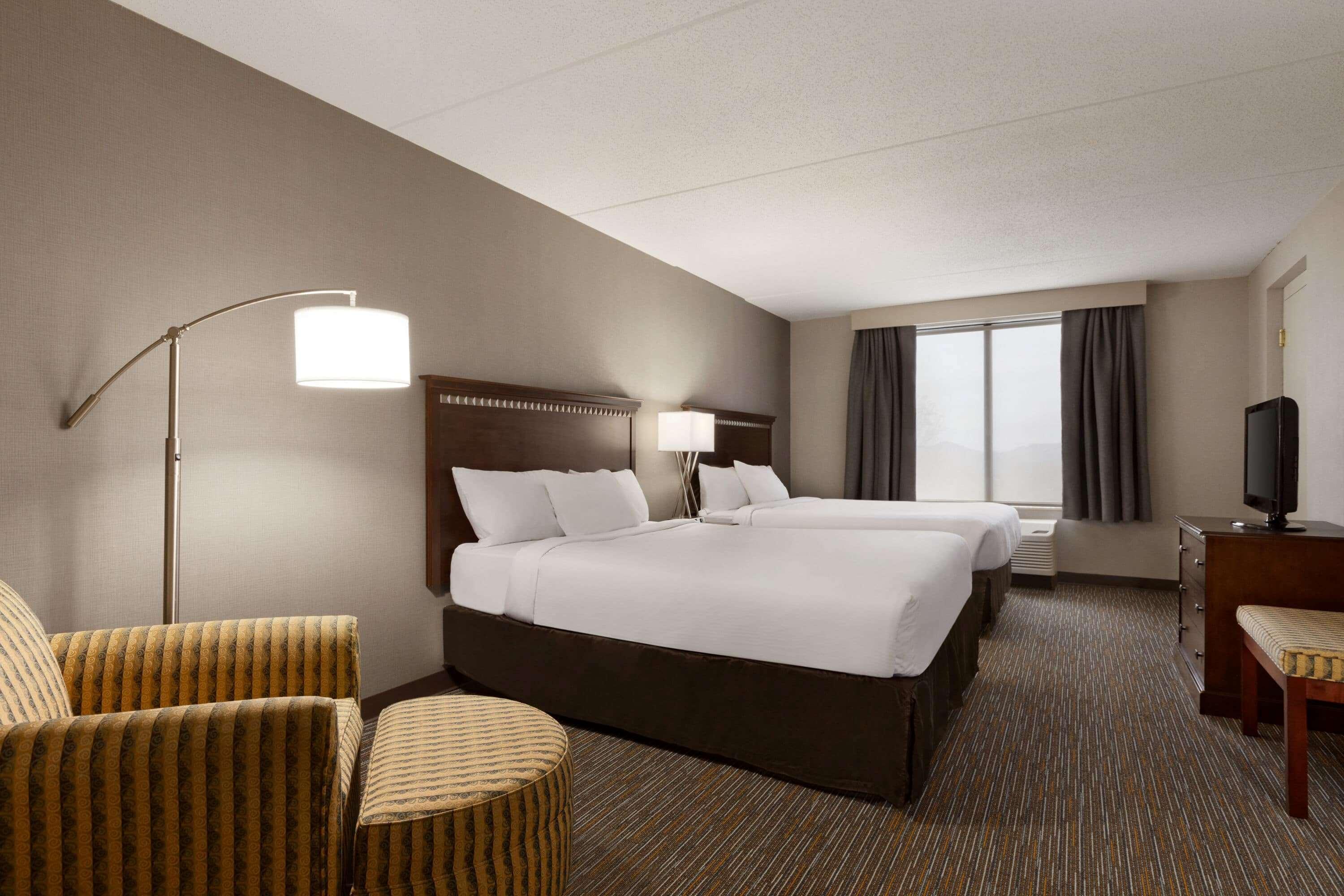 Wingate By Wyndham Bridgeport Clarksburg Hotel Buitenkant foto